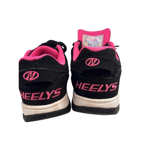 Heelys Voyager Kids Skate Shoes Black Hot Pink Wheels YTH Size 2 Rolling Sneaker - Picture 9 of 9